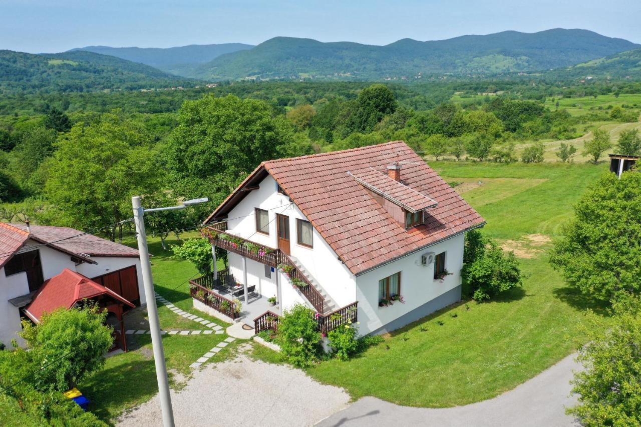 Plum Plitvice Apartment Dreznik Grad